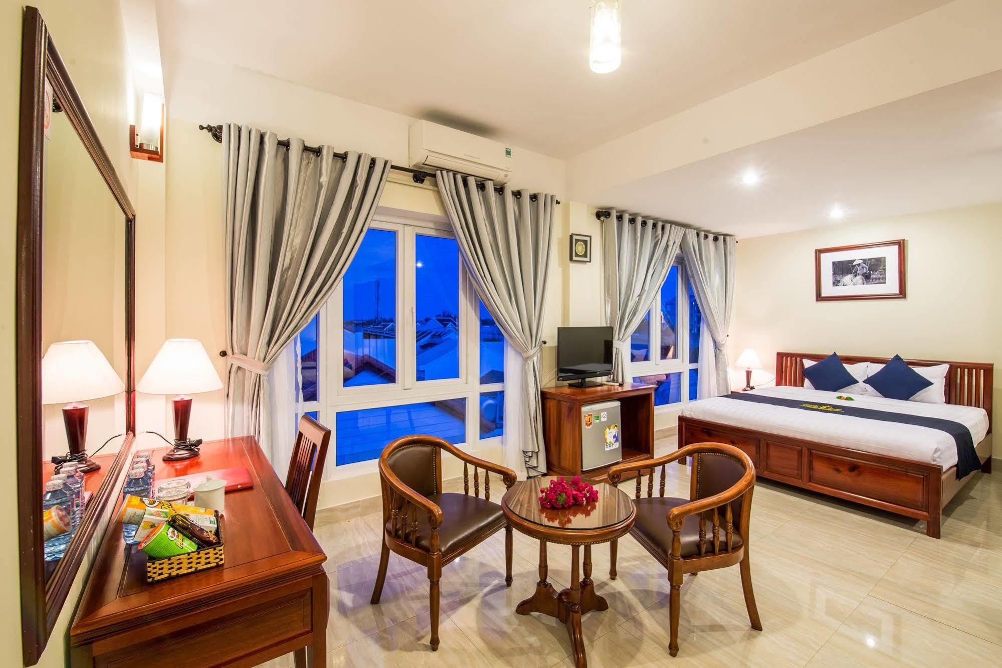 Prince Hotel Хоян Екстер'єр фото